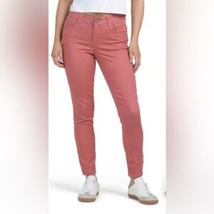 Democracy "Ab"solution® Peach Bloom Ankle Skimmer Pants